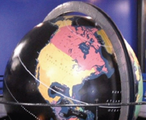 Pan Am Globe Restored to its Original colors
