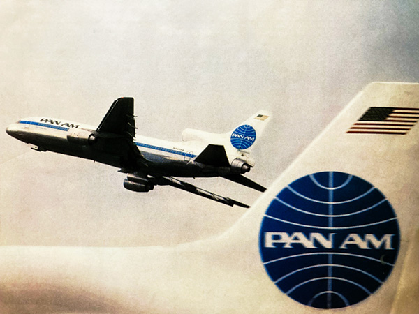 Pan Am L 1011 takes off 